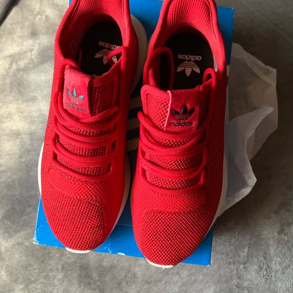 adidas tubular shadow scarlet red